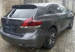 Toyota Venza 2010 Gray