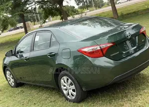 Toyota Corolla 2015