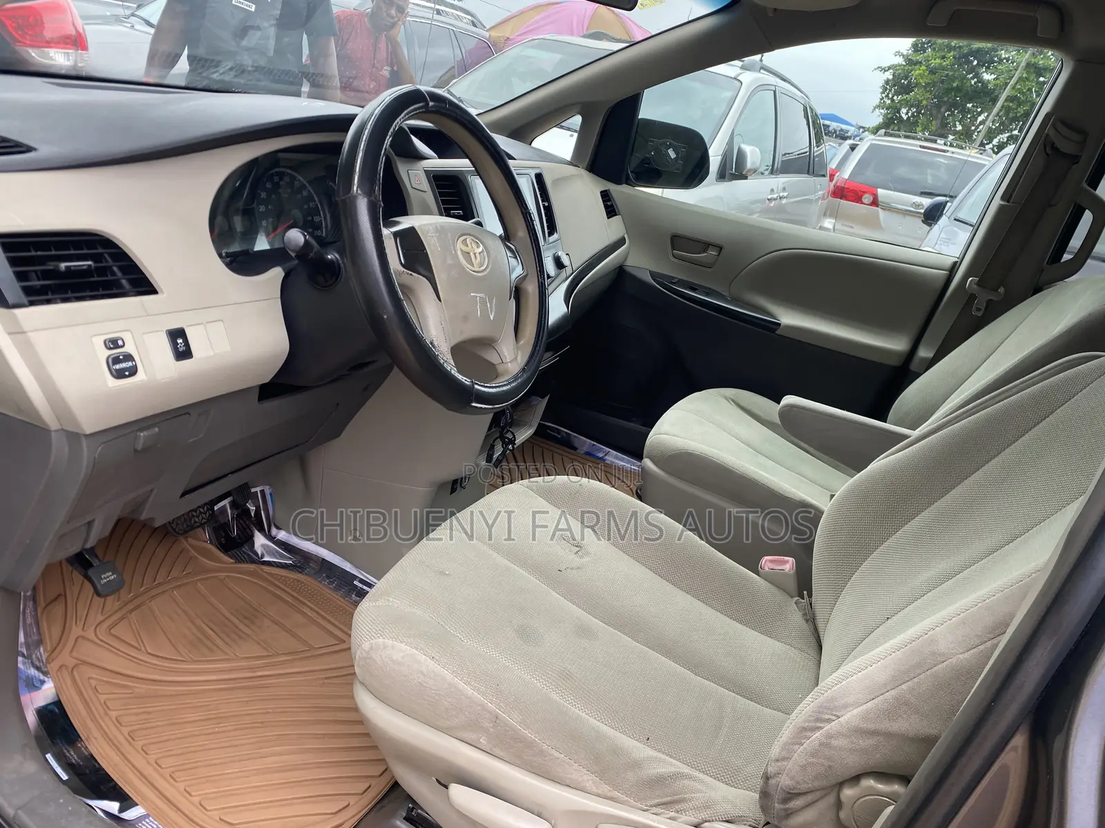Toyota Sienna 2012 Gray