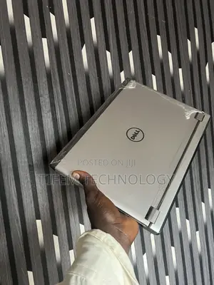 Laptop Dell Latitude 3330 8GB Intel Core i5 HDD+SSD 500GB