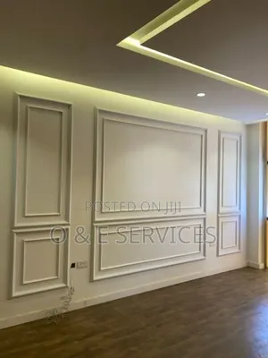 Cornice Installer