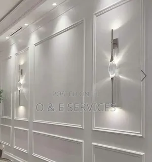 Cornice Installer