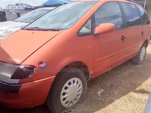 Volkswagen Sharan 2.8 2000 Red