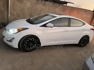 Hyundai Elantra 2017 White
