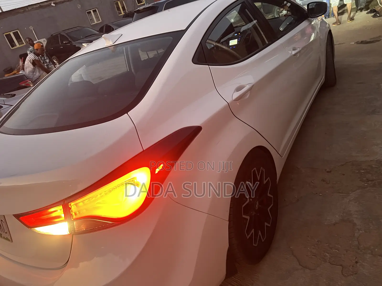 Hyundai Elantra 2017 White