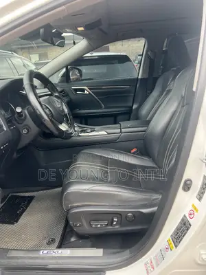 Lexus RX 2021 White