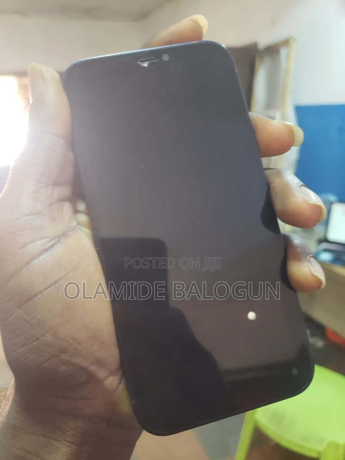 Apple iPhone 12 64 GB Black