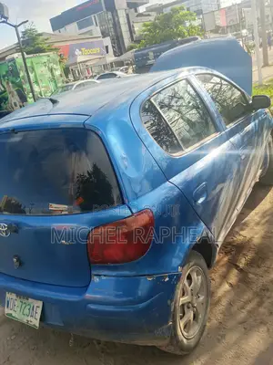 Toyota Yaris 2023 Blue