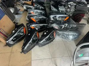 All Kinds of GLE350 2023 Headlight