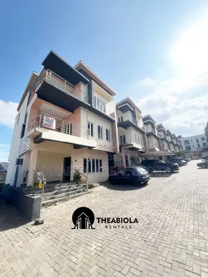 4bdrm Townhouse / Terrace in Guzape District for rent