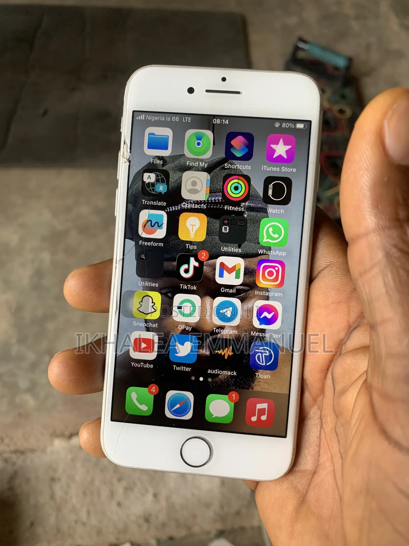 Apple iPhone 8 64 GB White