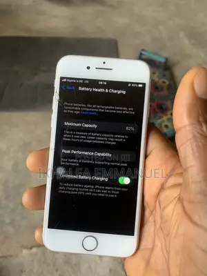 Apple iPhone 8 64 GB White