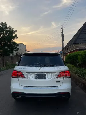 Mercedes-Benz GLE-Class 2018 White