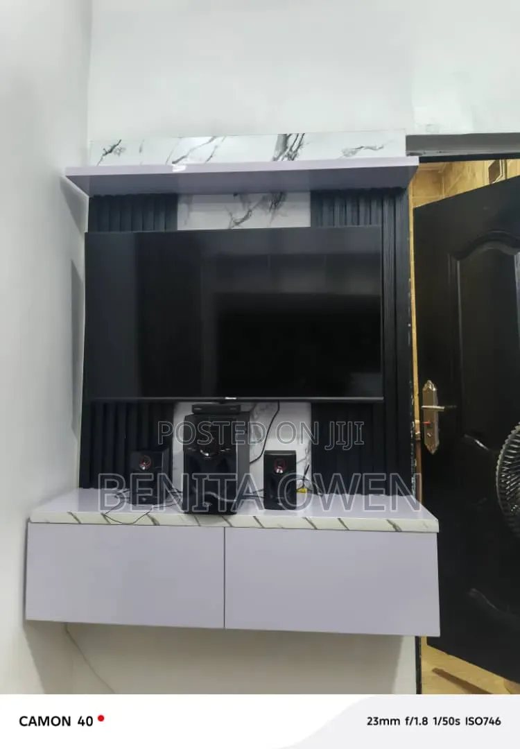 Hanging TV Shelf With Panel