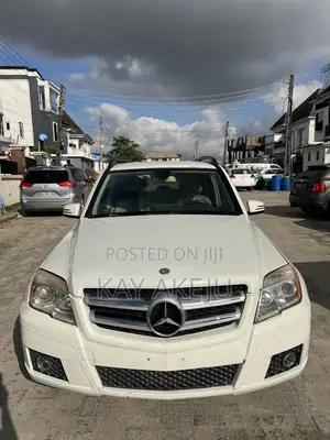 Mercedes-Benz GLK-Class 350 2010 White