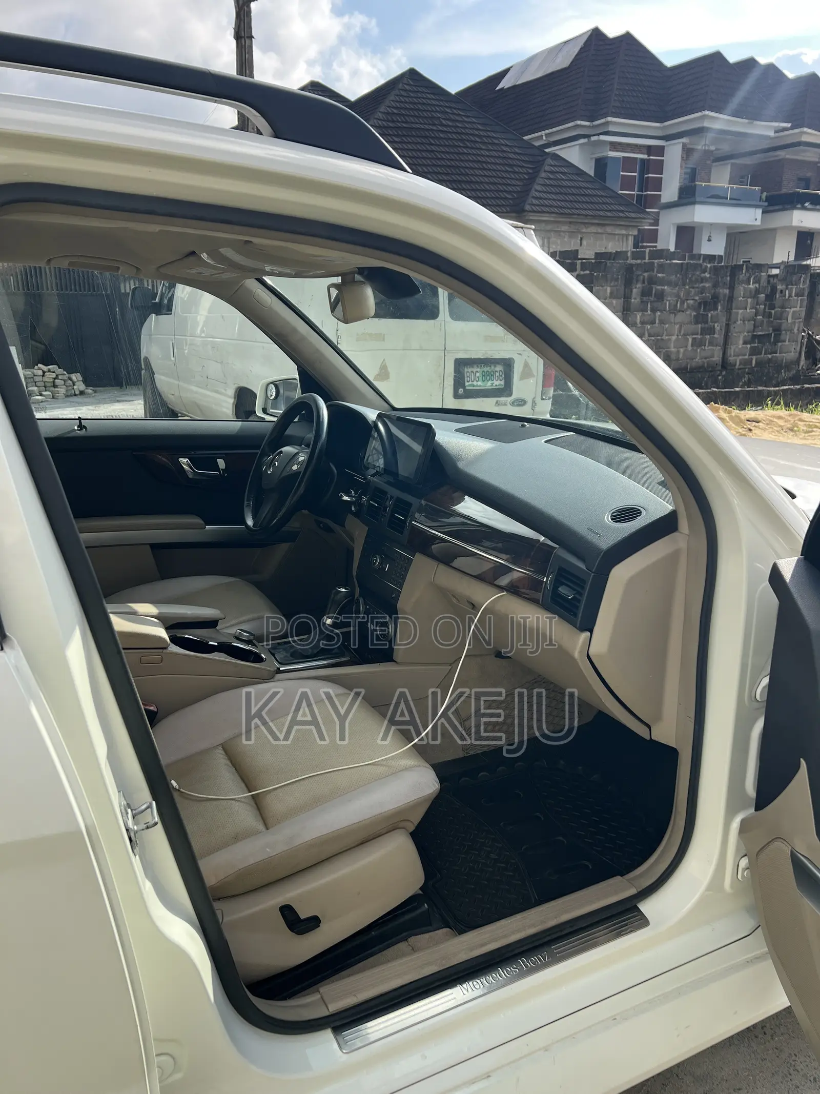 Mercedes-Benz GLK-Class 350 2010 White