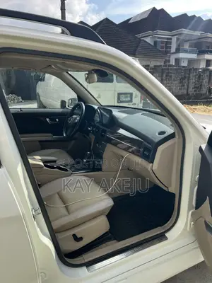 Mercedes-Benz GLK-Class 350 2010 White