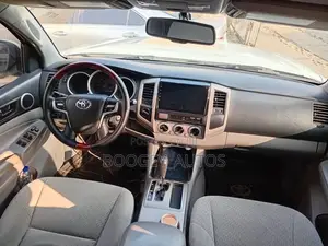 Toyota Tacoma 2011 Gray
