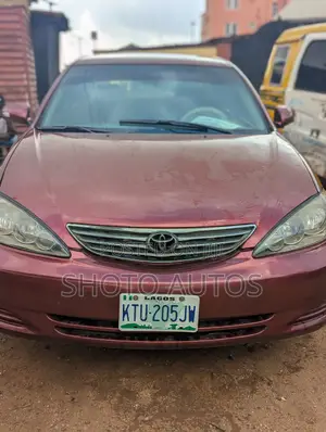 Toyota Camry LE 4dr Sedan (2.4L 4cyl 4A) 2004 Red