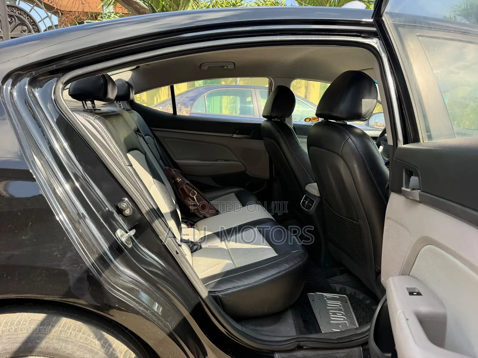 Hyundai Elantra 2017 Black