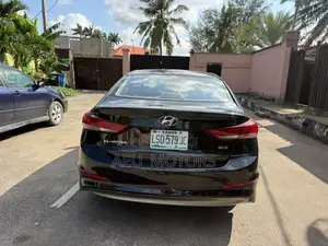 Hyundai Elantra 2017 Black