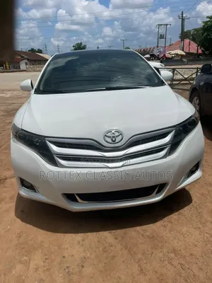 Toyota Venza 2011 White