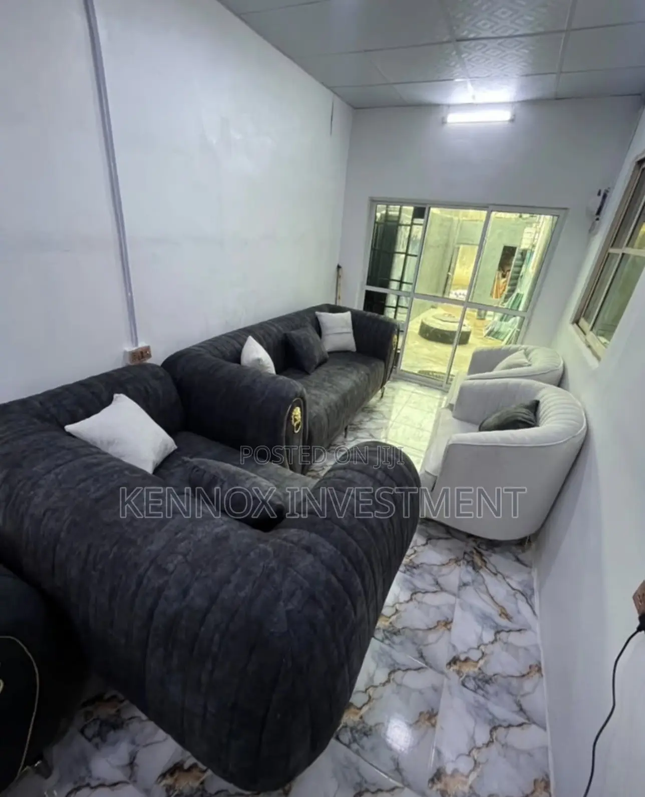 Luxury Standard 7 Seaters Sofa Chairs