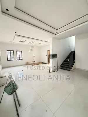 5bdrm Duplex in Jahi for rent