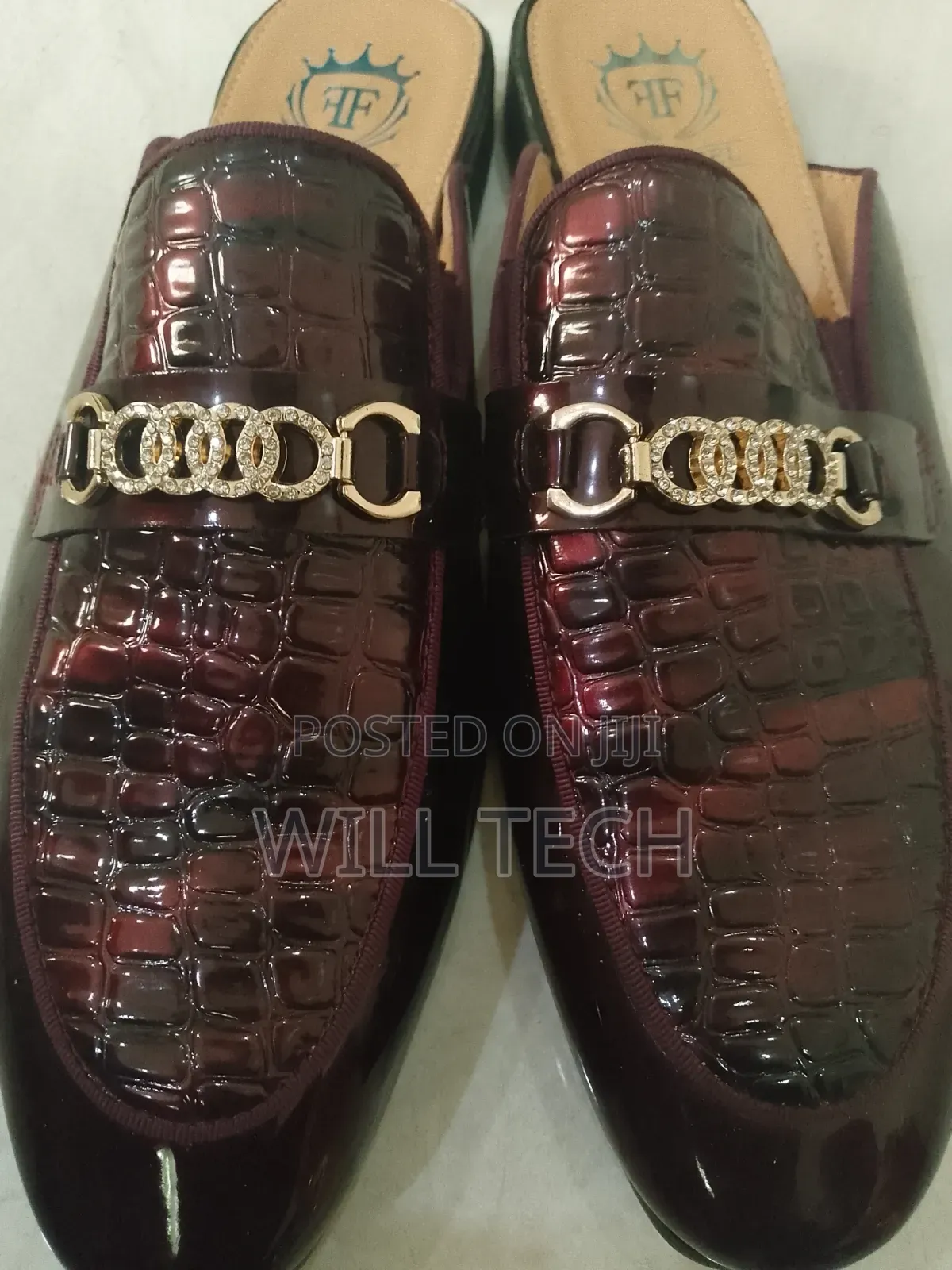 Men's Shoe