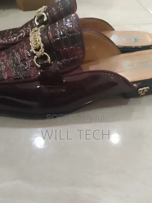 Men's Shoe