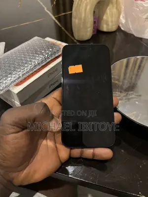 Apple iPhone 15 Plus 128 GB Black
