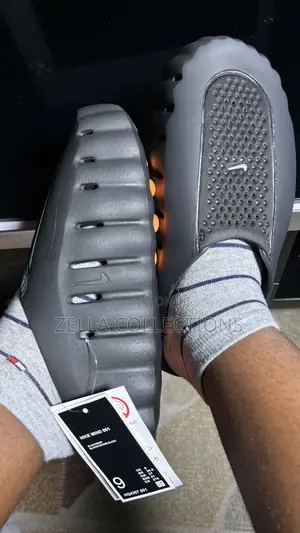 Massaging Quality Crocs