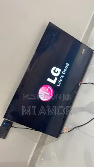43 Inches SMART TV