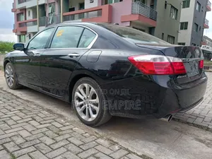 Honda Accord Touring V-6 4dr Sedan (3.5L 6cyl 6A) 2014 Black
