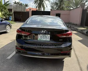 Hyundai Elantra 2017 Black