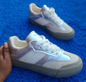 Thrift/Akube Designer Sneaker