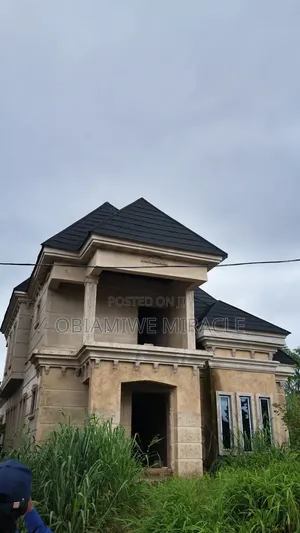 3bdrm Duplex in Amakama Estate, Umuahia for sale