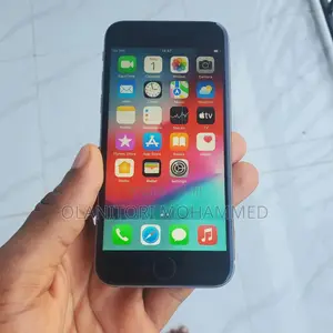 Apple iPhone 6s 32 GB Gray