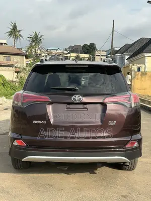 Toyota RAV4 XLE AWD (2.5L 4cyl 6A) 2016 Burgundy