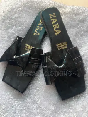 Comfortable Casual Slippers.