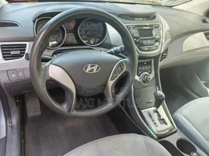 Hyundai Elantra 2013 Silver