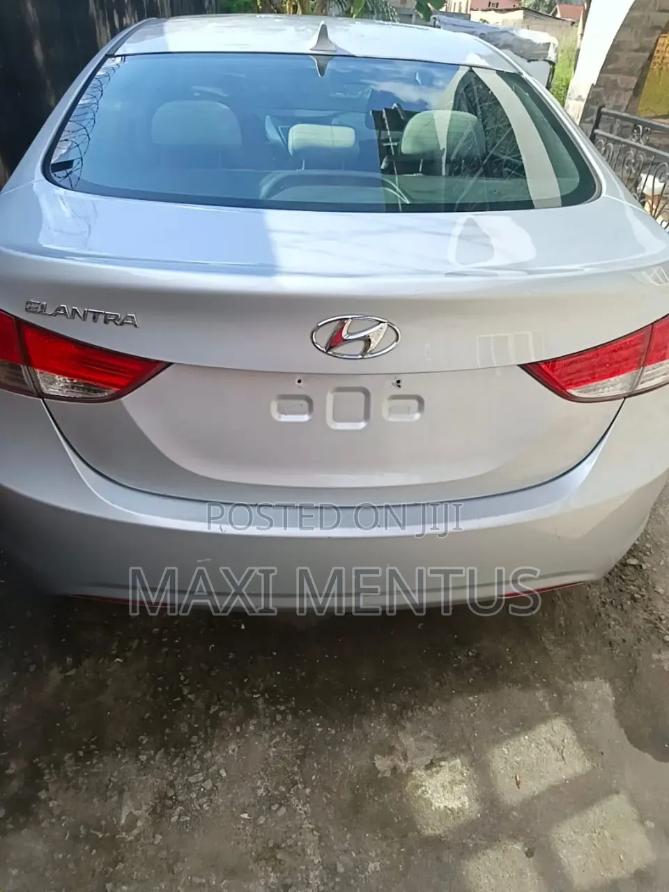 Hyundai Elantra 2013 Silver