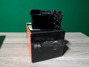 Sony A6700
