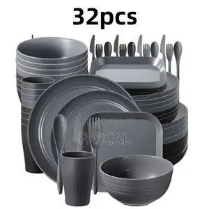 Set of Plate
