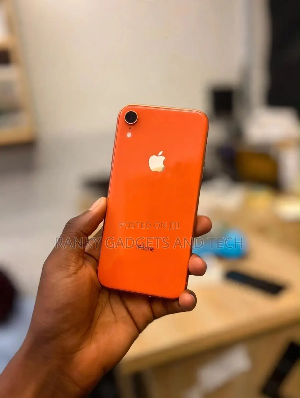 Apple iPhone XR 64 GB Orange