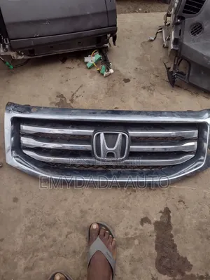 Front Grille 2013 to 2015 Honda Pilot