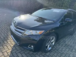Toyota Venza AWD 2010 Black