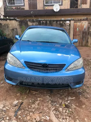 Toyota Camry 2004 Blue