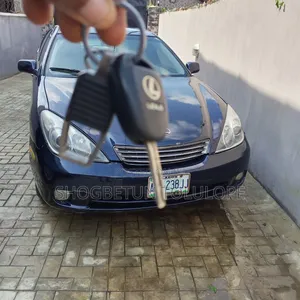 Lexus ES 300 2004 Blue