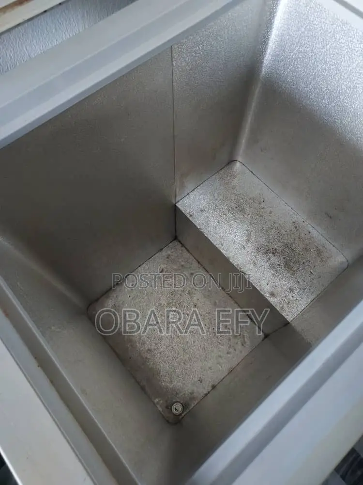 Neatly Used Hisense 142L Freezer